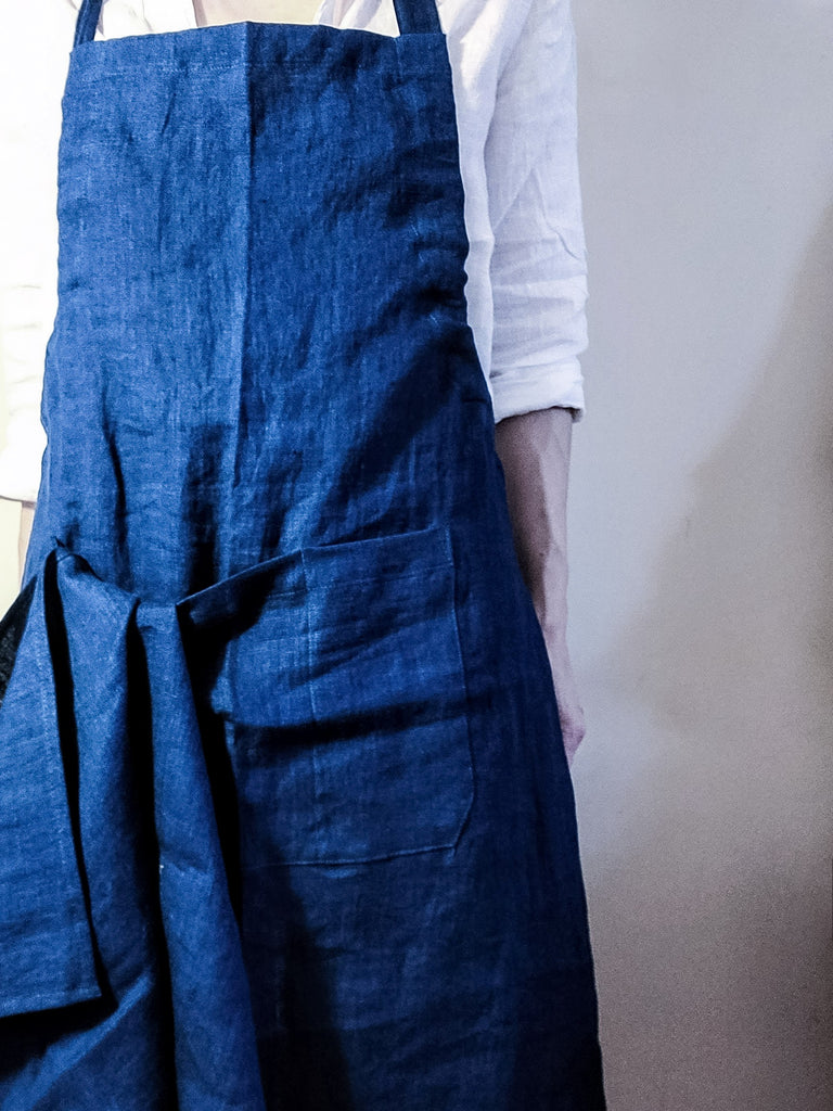 Linen apron. Blue